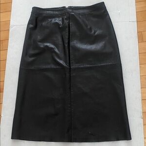 GAP Black Soft Leather straight lined Skirt with Raw Hem Size 9